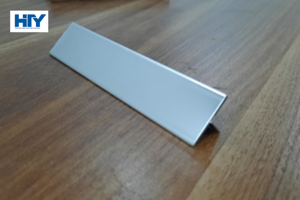 Hình ảnh nẹp inox t20